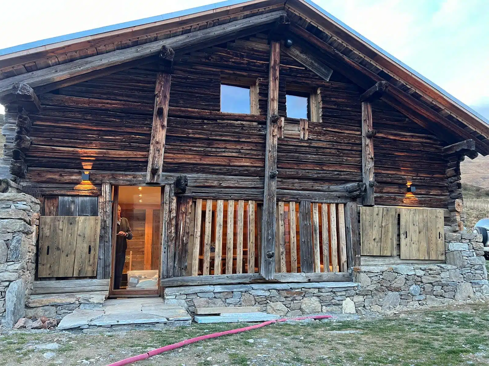 Chalet d'alpage privé renové par coop insimo